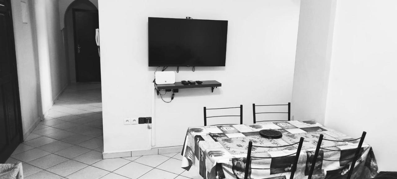 Bright Air Conditioned Apartment Near City Center Marrakesh Ngoại thất bức ảnh